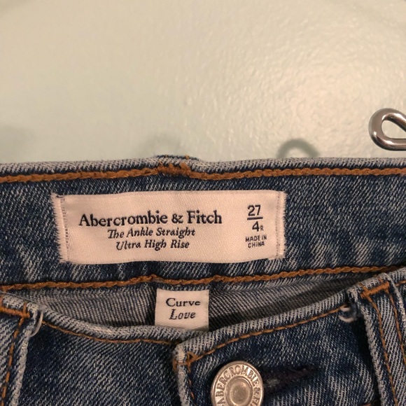 Abercrombie & Fitch “The Ankle Straight Ultra High Rise” Curve Love Jeans - Picture 4 of 4